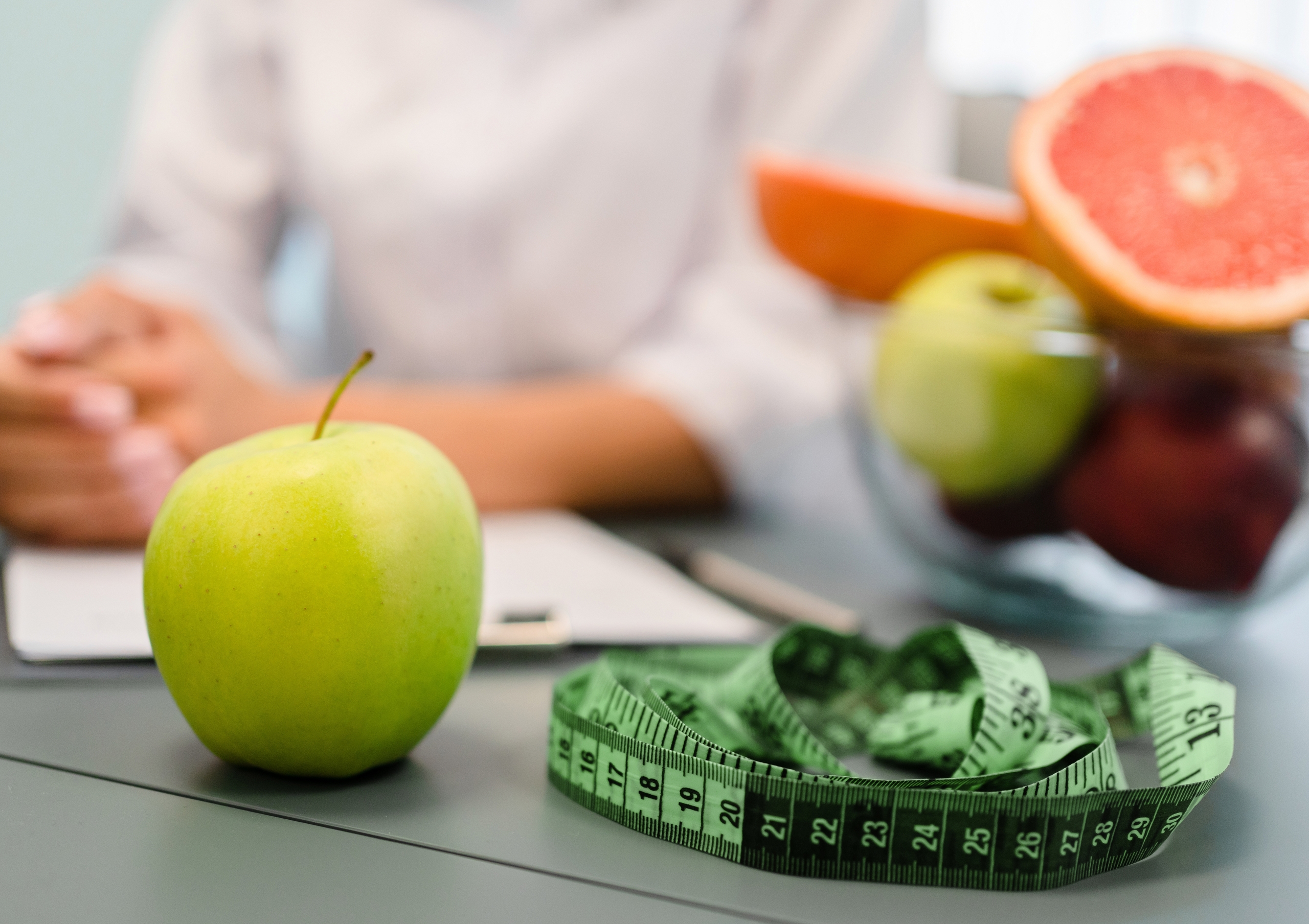 Abnehmen im Herbst - mit MyShape nachhaltig Gewicht reduzieren - shutterstock_2519164273_Inside Creative House